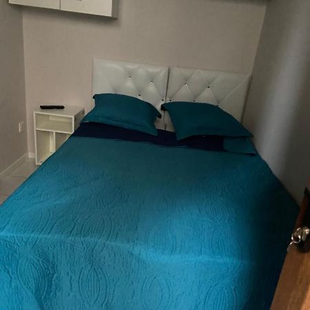 Rent Appart - La Garenne Colombes エクステリア 写真