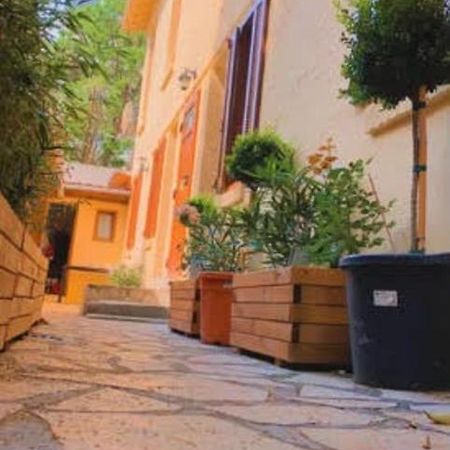 Rent Appart - La Garenne Colombes エクステリア 写真